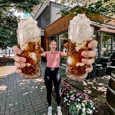 Bed & Breakfast Atelier Lanna 3*